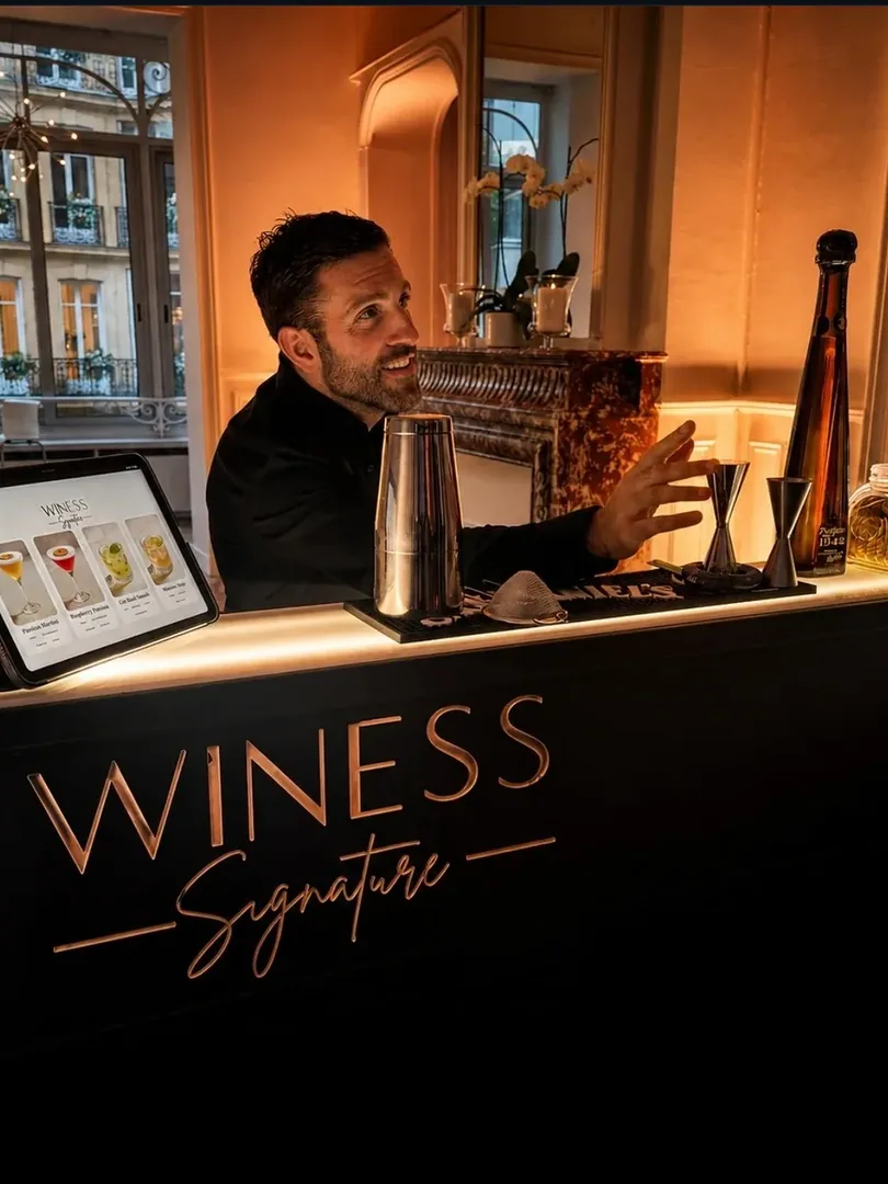 Service premium autour du vin casher lors d'un événement à Paris